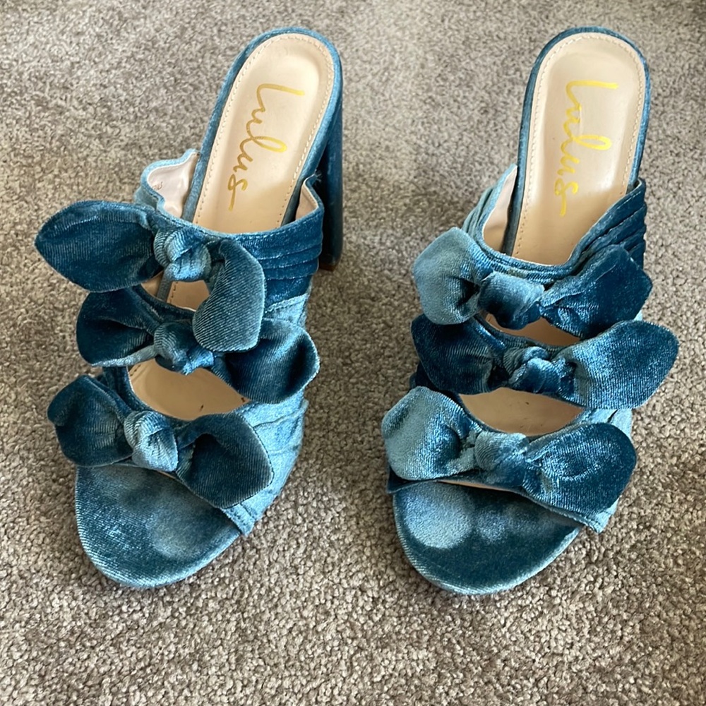 Blue Velvet heels